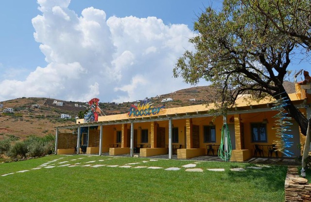 Rooster Guesthouse Rooms