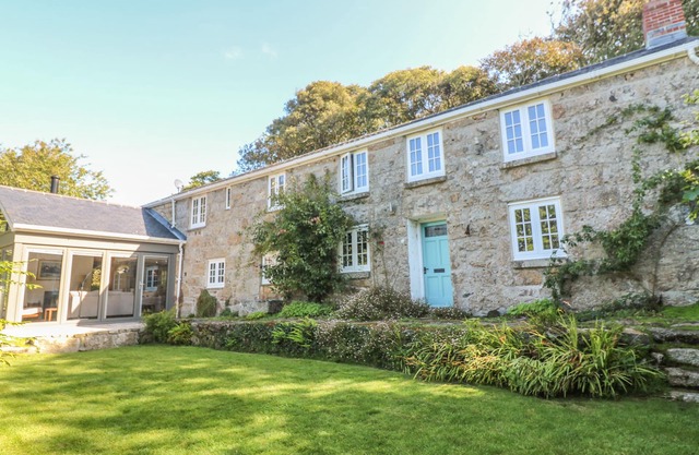 ROS VALE, accueillant les animaux, avec feu ouvert à St Buryan, Ref 953751