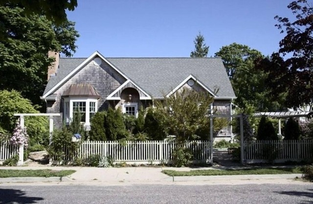 Rose Cottage près de la baie.