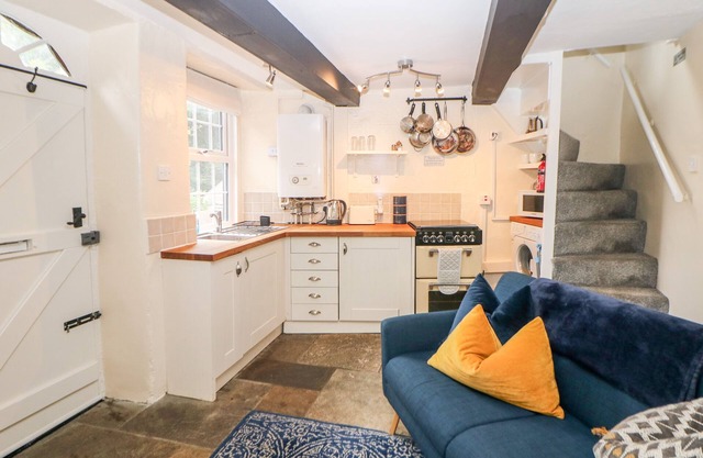 Rose Cottage, CASTLETON, PEAK DISTRICT
