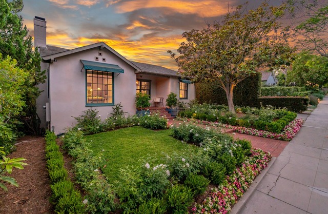 Rose Garden Cottage - Classic Santa Barbara Luxury