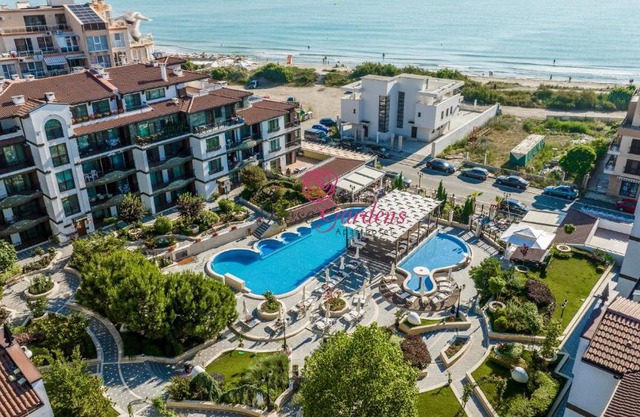Rose Gardens Apart Hotel