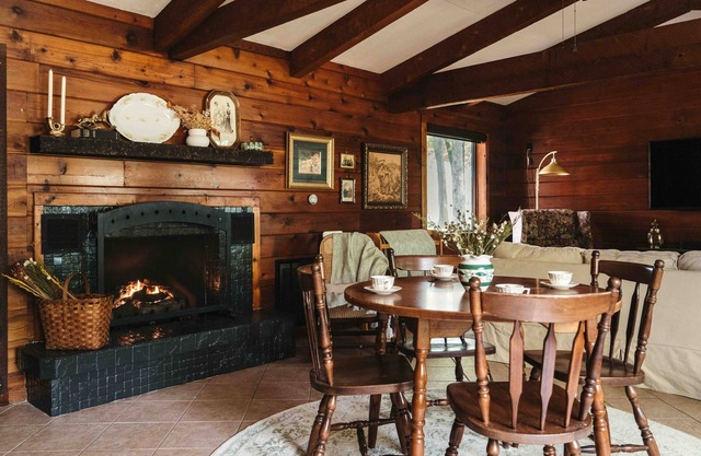 Rosemary on Grand - Cottage Core Lakehouse w/ ADA Dock in Gated Community