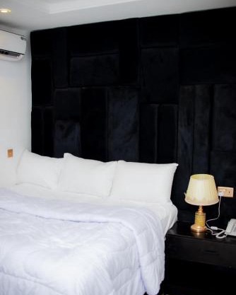 Rosevilla Luxury Suites