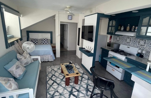 Scarlett studios Holiday Business US Embassy Appt 7 mins drive away