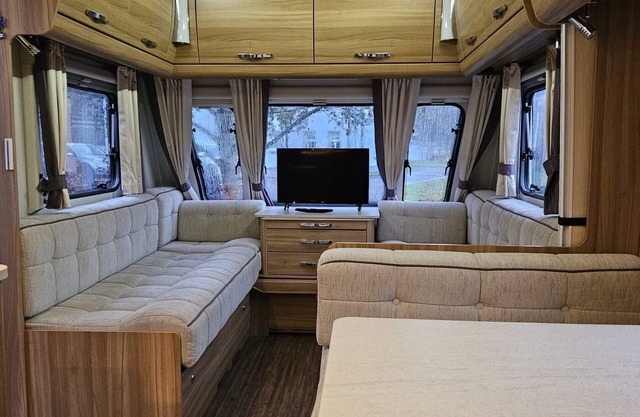 RostrevorValley Caravan Experience Private HotTub