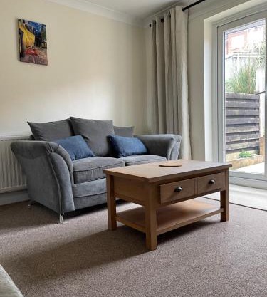 Rotherham,Meadowhall,Magna,Utilita Arena,with WIFi and Driveway