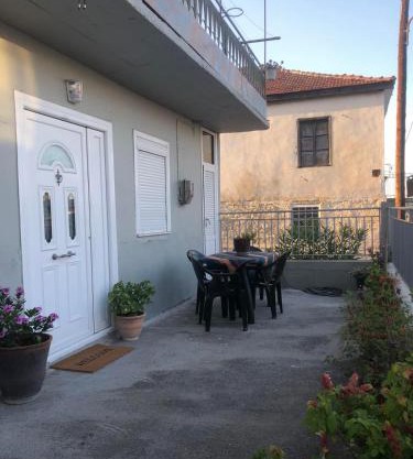 Roula Apartment
