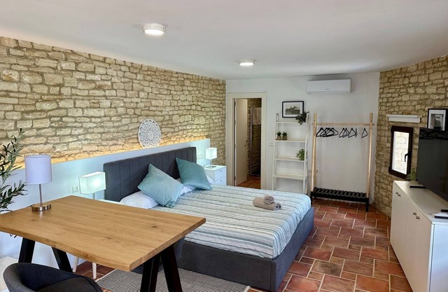 Chambre 'Redonda De Piedra 5' avec vue sur les montagnes, piscine privée et Wi-Fi