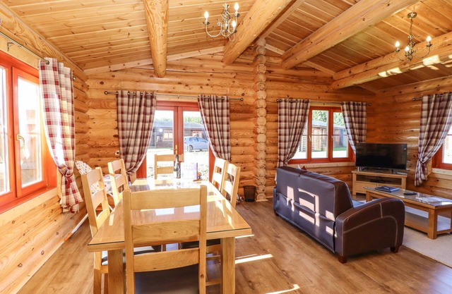 Rowan Lodge