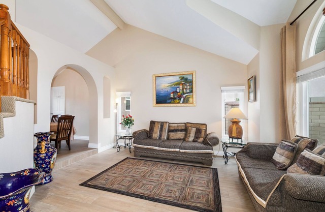 Rowland Heights Beautiful View 4 Bedroom Luxury House near Disney