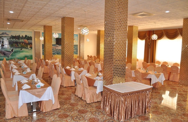Royal Beach Hotel