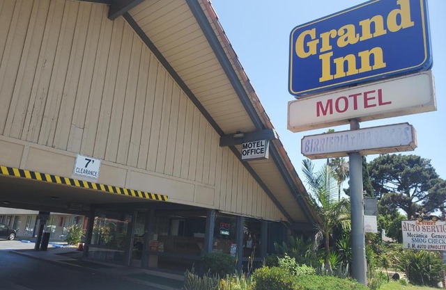Royal Grand Inn