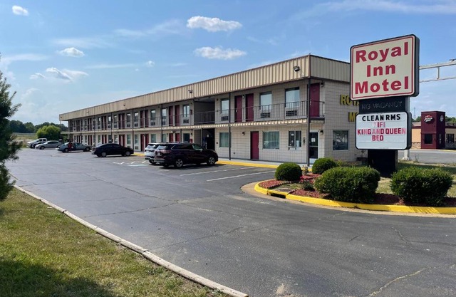 Royal Inn Motel