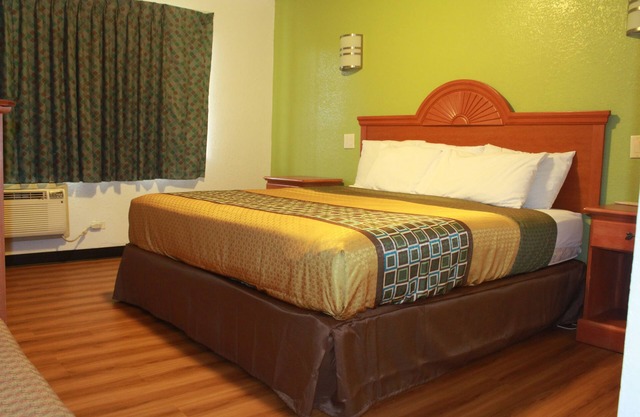 Royal Inn