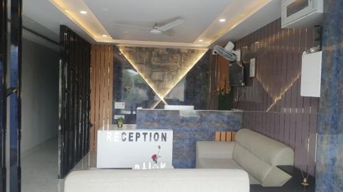Royal Rajkumar Hotel & Banquet