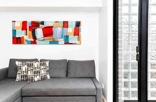 Rozelle Village l 1 Bedroom l Pet Friendly