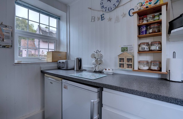 Ruby Gem by East Ruston Cottages, Winterton