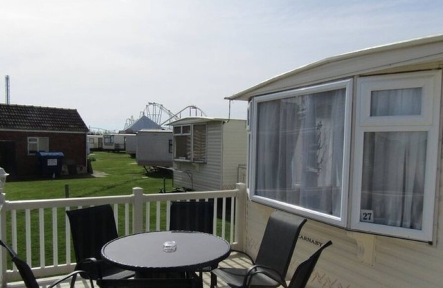 Ruby Red Luxury Home from Home 8 berth Caravan - Ingoldale Park, Ingoldmells.