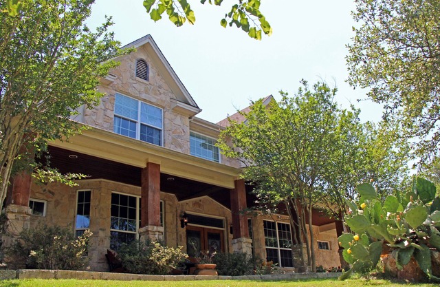 "Rudy's Nest" Maison de campagne de 2 acres entre Dripping Springs et Austin, TX