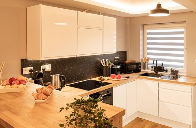 Rugby Accommodation Modern Serviced Apartments