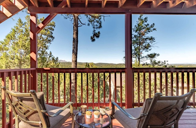 Ruidoso Rabb, 4 chambres à coucher, Animaux admis, bain à remous, WiFi, 10 personnes