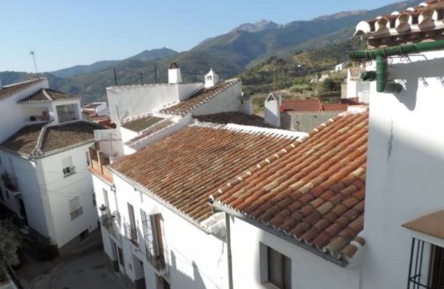 HÉBERGEMENT RURAL DANS LE CENTRE URBAIN DE YUNQUERA, SIERRA DE LAS NIEVES.