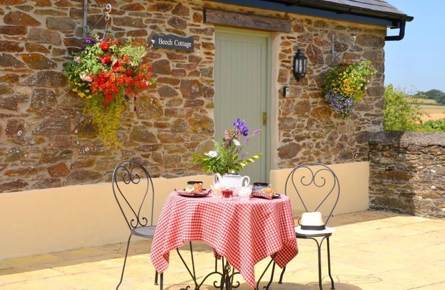 Complexe rural 7 Lux Cottages, Beech Cottage 2 personnes, 1 chien bien élevé permis