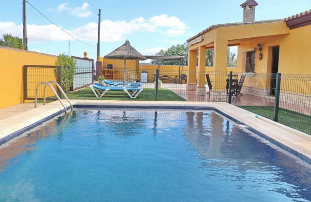 Maison avec piscine à Roche
