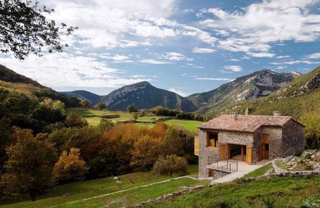 Maison rurale dans un cadre naturel impressionnant! Jusqu'à 10 personnes