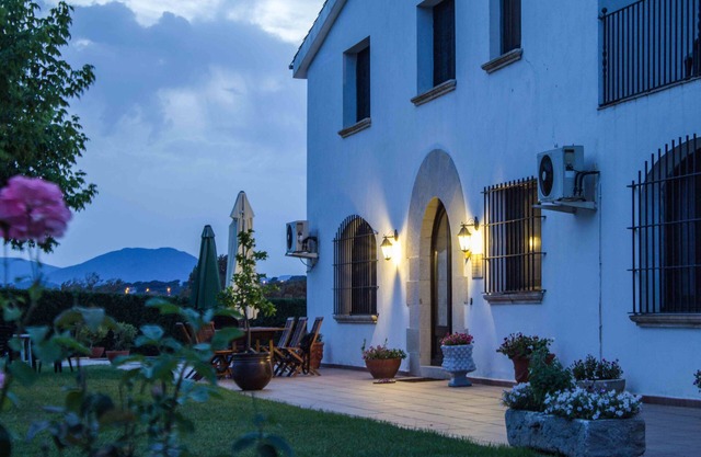Maison rurale avec piscine privée. Max. 10 personnes.