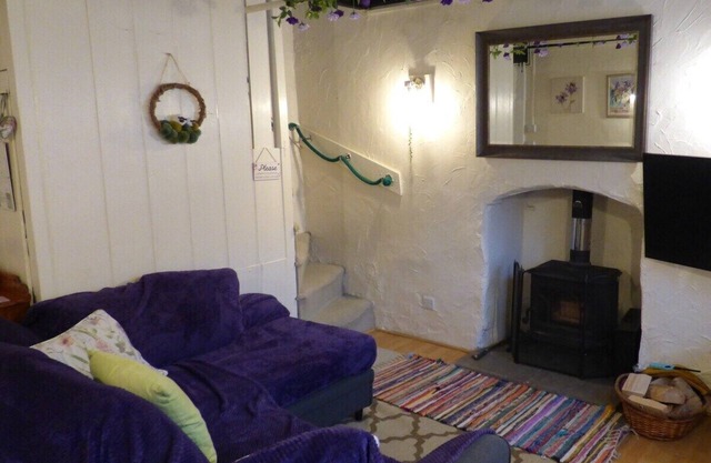 Cottage-Traditionelle-Salle de bain privée séparée-Vue sur la campagne
