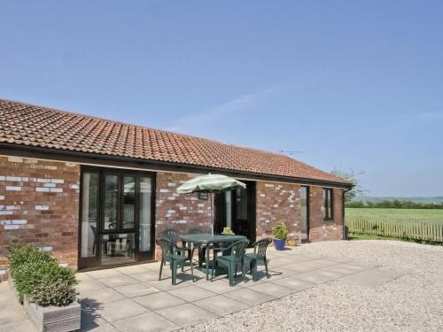 Russet Cottage - E4678