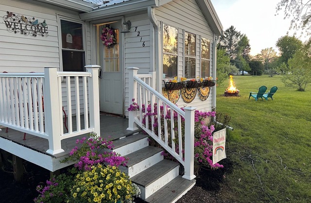 Rustique 2 BR, 1 salle de bain Cottage Avec Accès plage privée au lac Huron