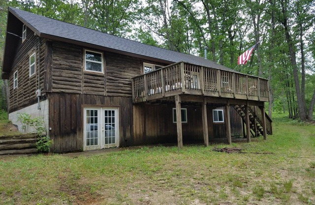 Rustique cabane loger 4 chambres dans le bois