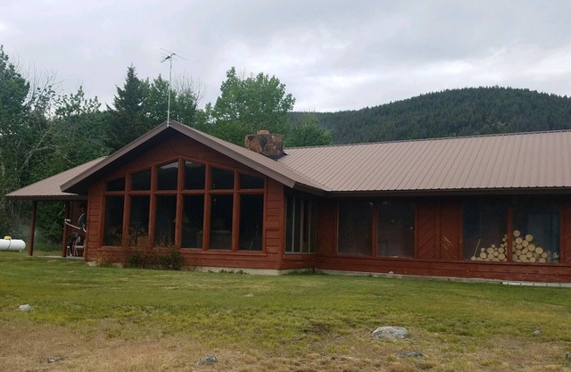 Welcome to Wise River - The Tommy James Place