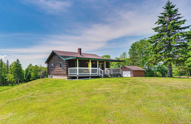Rustic Cabin in West Danville w/ Deck & Fire Pit!