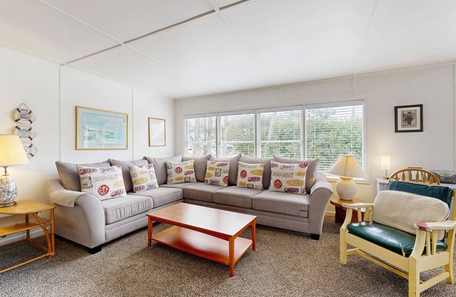 Rustique maison de plage chien amical sur Neskowin Marsh Golf Course + 2 blocs de la plage