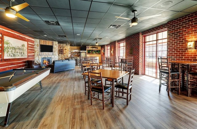 Rustic Elegance near Mississippi River, Heated Inside Pool | 3 Units