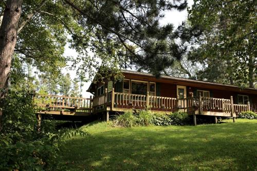 Rustic Family Cabin Rental with a Fire Pit near Wisconsin Dells