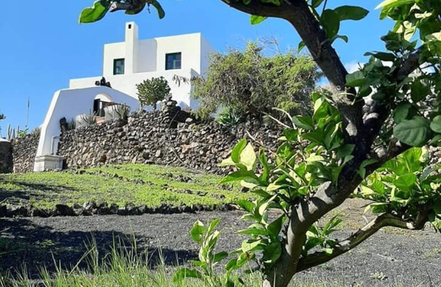 Finca de vacances rustique avec vue sur la mer