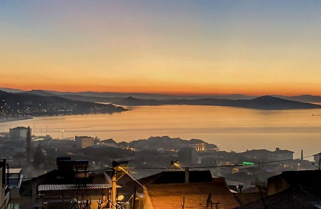 Rustic House with View, Balcony in Ayvalik