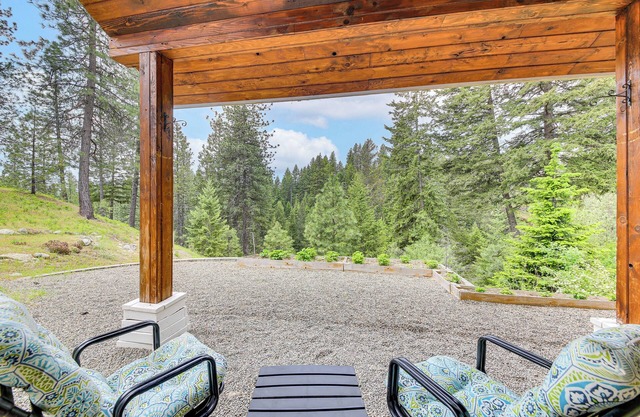 Rustic & Modern Home w/Forest Views in Newport!