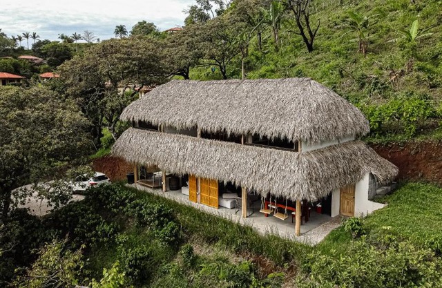 Rustic Ranch in the Paradise