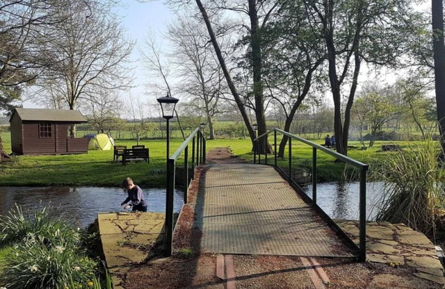 Beautiful 1-bed Log Cabin in Retford Close to A1