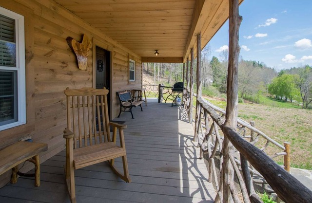 Rustic Ridge getaway
