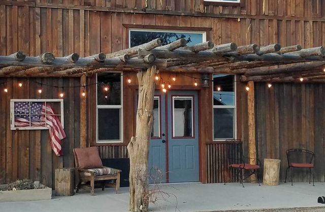 NOUVEAU! Cozy Studio on Working Cattle Ranch in Olathe