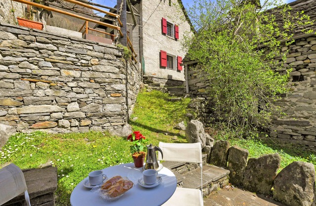 Rustico Esterina, Lavertezzo, Val Verzasca, Switzerland