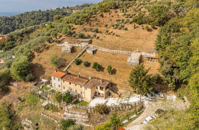 Rustico immersed in nature - Versilia, Pisa, Lucca and the Cinque Terre