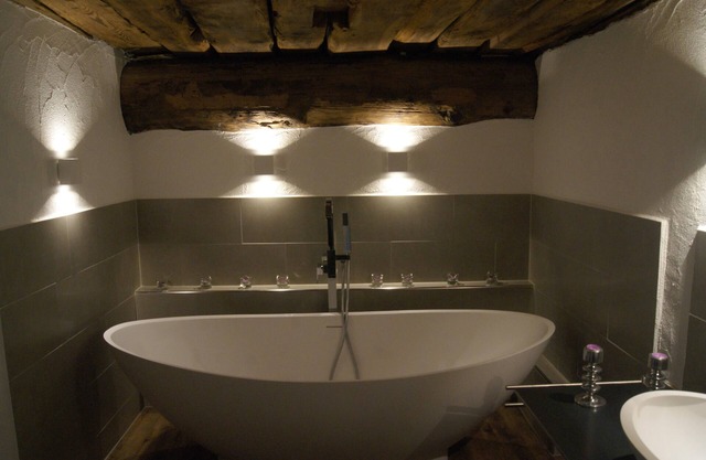 Rustico avec style, moderne et rustique, 2-4 P, à Val Poschiavo, près de l'Engadine